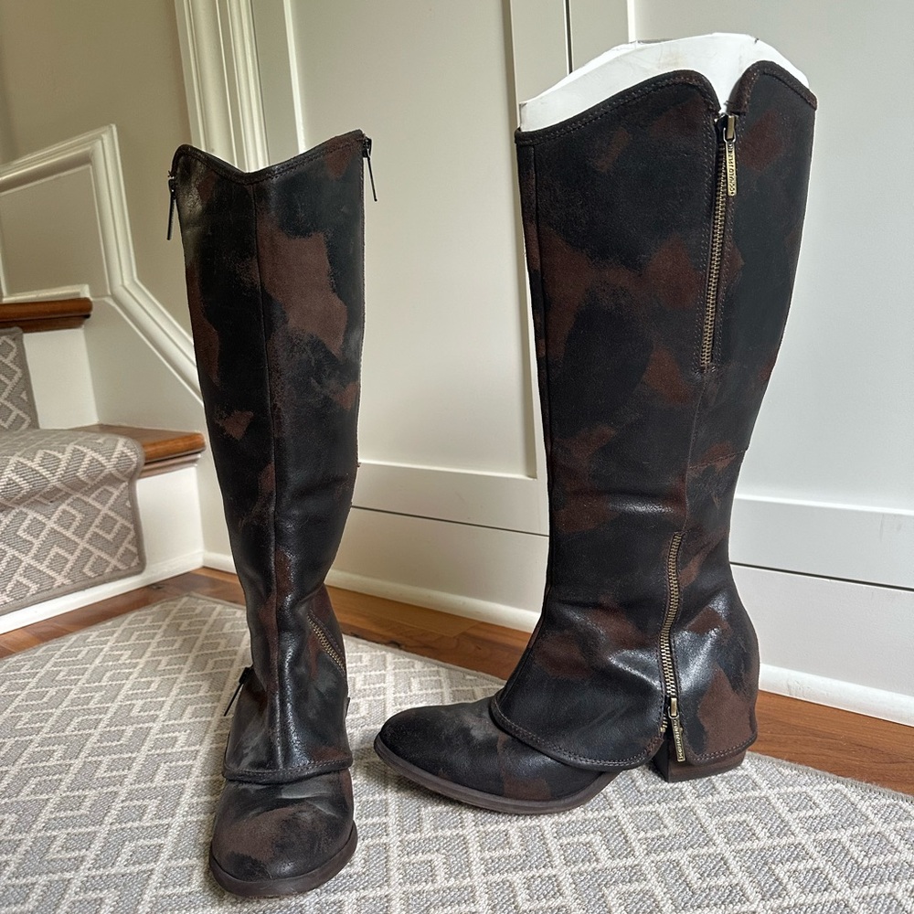 Donald Pliner leather boots
